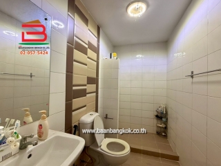 LINE_ALBUM_No. 011052 เดอะทรัสต์ทาวน์ วงแหวนลำลูกกา_251103_16