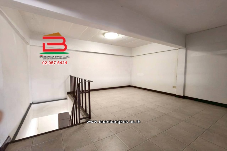 LINE_ALBUM_No.11354 SH. 3 คูหาสายไหม 38ให้เช่า67.2 ว้า (เอ๋)_251127_18