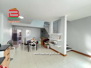 LINE_ALBUM_no. 11417 หมู่บ้านเมอริท เพลส ลาดพร้าว 87 แยก 10_251215_29