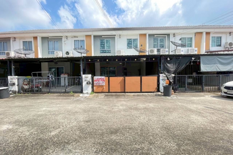 ทาวน์โฮม หมู่บ้านพฤกษา 116 (ใกล้มหาลัยเทคโนโลยีราชมงคลธัญบุรี) เนื้อที่ 17.4 ตรว. อำเภอคลองหลวง ปทุมธานี