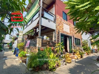 11317, ทาวน์เฮ้าส์ เคหะทุ่งสองห้อง (ใกล้ไอทีสแควร์หลักสี่) เนื้อที่ 21 ตรว. แขวงเคหะทุ่งสองห้อง เขตหลักสี่