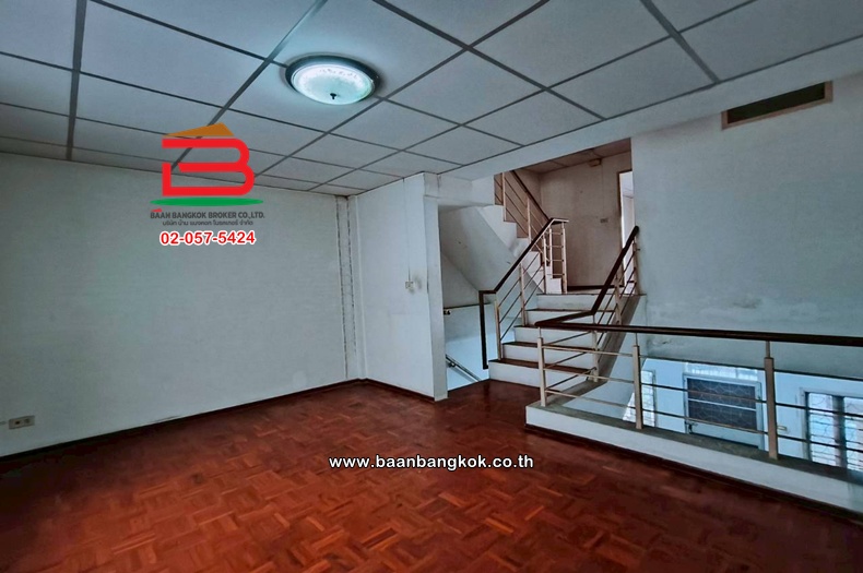 LINE_ALBUM_N.11605 ม.สรานนท์ 18 ตารางวา 3.5ชั้น_260126_3