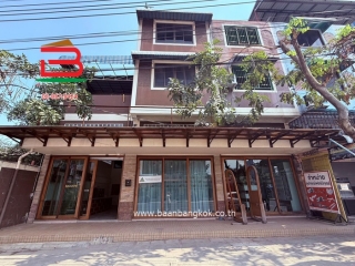 11332, อาคารพาณิชย์ ถนนเฉลิมพงษ์ (ใกล้ตลาดวงศกร) เนื้อที่ 50 ตรว. แขวงสายไหม เขตสายไหม