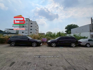 11664, ที่ดินเปล่า เนื้อที่ 94 ตร.ว. ซอยเคหะร่มเกล้า 74 แยก 5 ถนนรามคำแหง แขวงสะพานสูง เขตสะพานสูง 