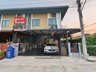 10860, ทาวน์โฮม เนื้อที่ 30.4 ตร.ว. หมู่บ้านภัทราวรรณ ชัยพฤกษ์-บางบัวทอง (Pattrawan Chaiyapruk-Bangbuathong) ถนนชัยพฤกษ์ ตำบลละหาร อำเภอบางบัวทอง นนทบุรี   