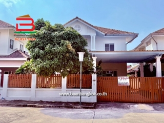 11438, บ้านเดี่ยว หมู่บ้านสวนสวย เนื้อที่ 75 ตรว. (ติดกับซอยร่วมสามัคคี) ถนนพัฒนาการ แขวงหนองบอน เขตประเวศ