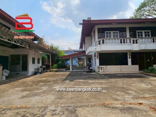 11862, ที่ดินพร้อมบ้าน เนื้อที่ 219 ตรว. ซอยอ่อนนุช 17 แยก 16 ถนนสุขุมวิท77 แขวงสวนหลวง เขตสวนหลวง