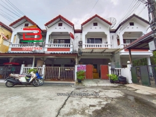 11783, ทาวน์เฮาส์ เนื้อที่ 16 ตร.ว. หมู่บ้านเลิศอุบลวัชรพล (ซอยร่วมมิตรพัฒนา), ใกล้ห้าแยกวัชรพล ถนนวัชรพล แขวงท่าแร้ง เขตบางเขน 