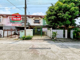 11876, ทาวน์เฮาส์ หมู่บ้านปิยวรารมย์ 3 เนื้อที่ 22 ตร.ว. ซอยบ้านกล้วย-ไทรน้อย ถนนกาญจนาภิเษก ตำบลทวีวัฒนา อำเภอไทรน้อย นนทบุรี  