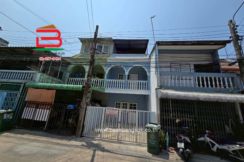 ทาวน์เฮ้าส์ มณฑาทิพย์ 2 (ใกล้ตลาดหนามแดง) ซอยเทพารักษ์ 84  ตำบลสำโรงเหนือ อำเภอเมืองสมุทรปราการ จังหวัดสมุทราปราการ