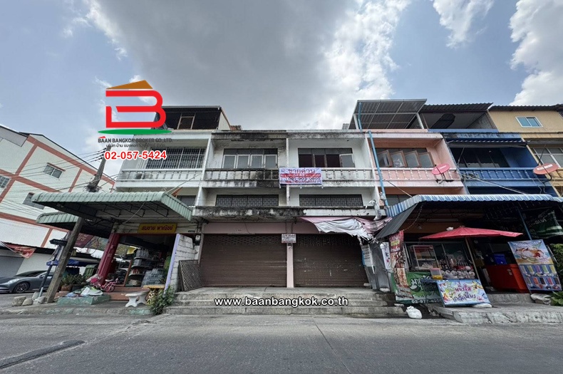 อาคารพาณิชย์ 2คูหา(แบ่งขายได้) เนื้อที่ 43 ตร.ว. ซอยลำลูกกา 25 (ใกล้ BTS คูคต) ถนนลำลูกกา ตำบลคูคต อำเภอลำลูกกา ปทุมธานี   