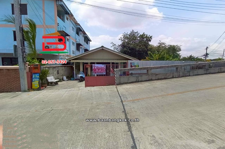 ที่ดินพร้อมบ้าน เนื้อที่ 96 ตร.ว. ซอยเสรีไทย 38, ซอยเสรีไทย 46 (ติดสะพานคลองครุ) แขวงรามอินทรา เขตคันนายาว   