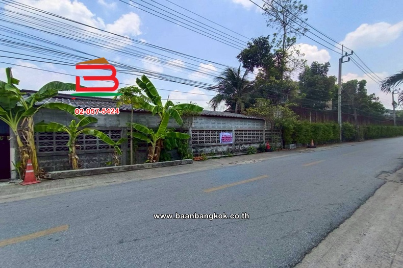 LINE_ALBUM_No. 012040ที่ดินถมแล้วพร้อมสิ่งปลูกสร้าง 200 ตาราง_260427_3