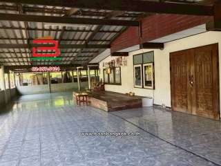 LINE_ALBUM_No. 012040ที่ดินถมแล้วพร้อมสิ่งปลูกสร้าง 200 ตาราง_260427_12