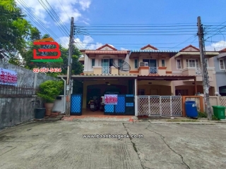 11842, ทาวน์เฮาส์ 2 ชั้น (หลังริม) เนื้อที่ 23 ตร.ว. หมู่บ้าน เค.ซี. รามอินทรา 8 : K.C. Ramintra 8 (ซอยไทยรามัญ) ถนนหทัยราษฎร์ แขวงสามวาตะวันตก เขตคลองสามวา   