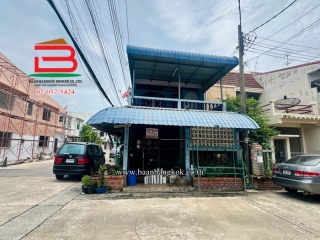 12499, ทาวน์โฮม หมู่บ้านสินพัฒนาธานี เนื้อที่ 28.5 ตรว. ซอยเทศบาลสงเคราะห์ 1 (MRT วัดเสมียนนารี) แขวงลาดพร้าว เขตจตุจักร