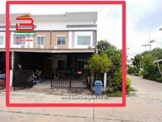 12776, ทาวน์โฮม หมู่บ้าน ไลโอ บลิสซ์ รังสิต-คลองหลวง เนื้อที่ 28.9 ตรว. (ใกล้ฟิวเจอร์พาร์คและสเปลล์) ถนนคลองหลวง ตำบลคลองสอง อำเภอคลองหลวง จังหวัดปทุมธานี