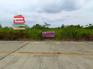 10850, ที่ดินเปล่า แปลงสวย ซอยคริสจักรปทุมธานี  เนื้อที่ 1-1-17.9 ไร่ ใกล้วัดนักบุญมาร์โก ถนนทางหลวงหมายเลข 307 ตำบลบ้านฉาง อำเภอเมือง จังหวัดปทุมธานี